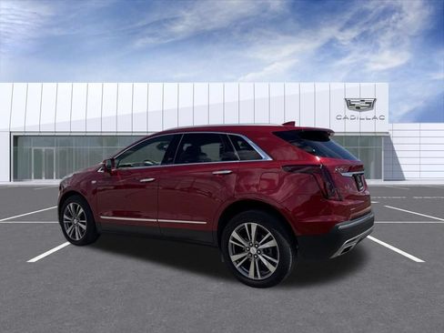 Used 2020 Cadillac XT5 Premium Luxury w/ Platinum Package AWD/4WD image 4