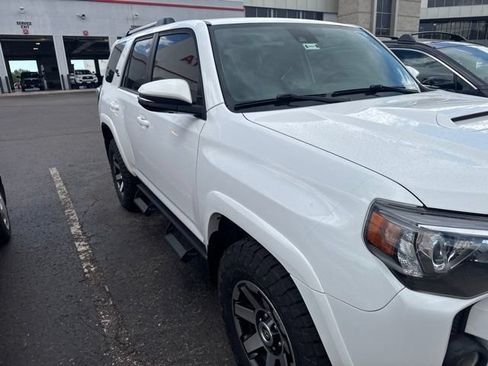 Used 2021 Toyota 4Runner TRD Off-Road Premium w/ Moonroof Package AWD/4WD image 10