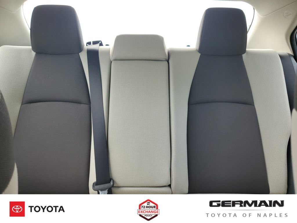 Used 2022 Toyota Corolla LE FWD image 30