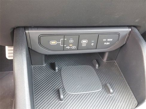 Certified 2025 Kia K4 GT-Line Turbo image 27