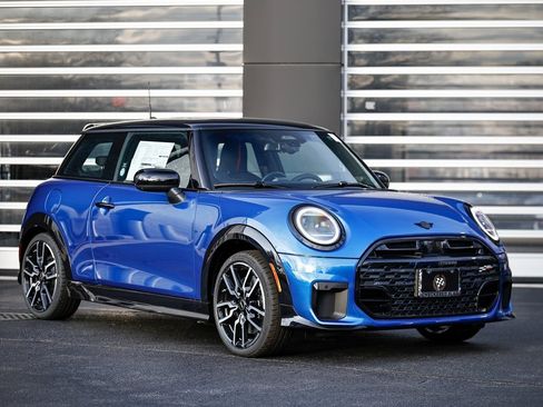 New 2026 MINI Cooper S image 1