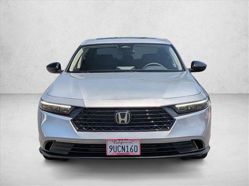 Used 2025 Honda Accord SE image 3