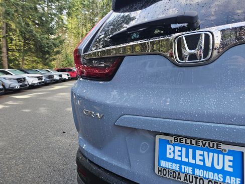 Used 2021 Honda CR-V Touring image 14
