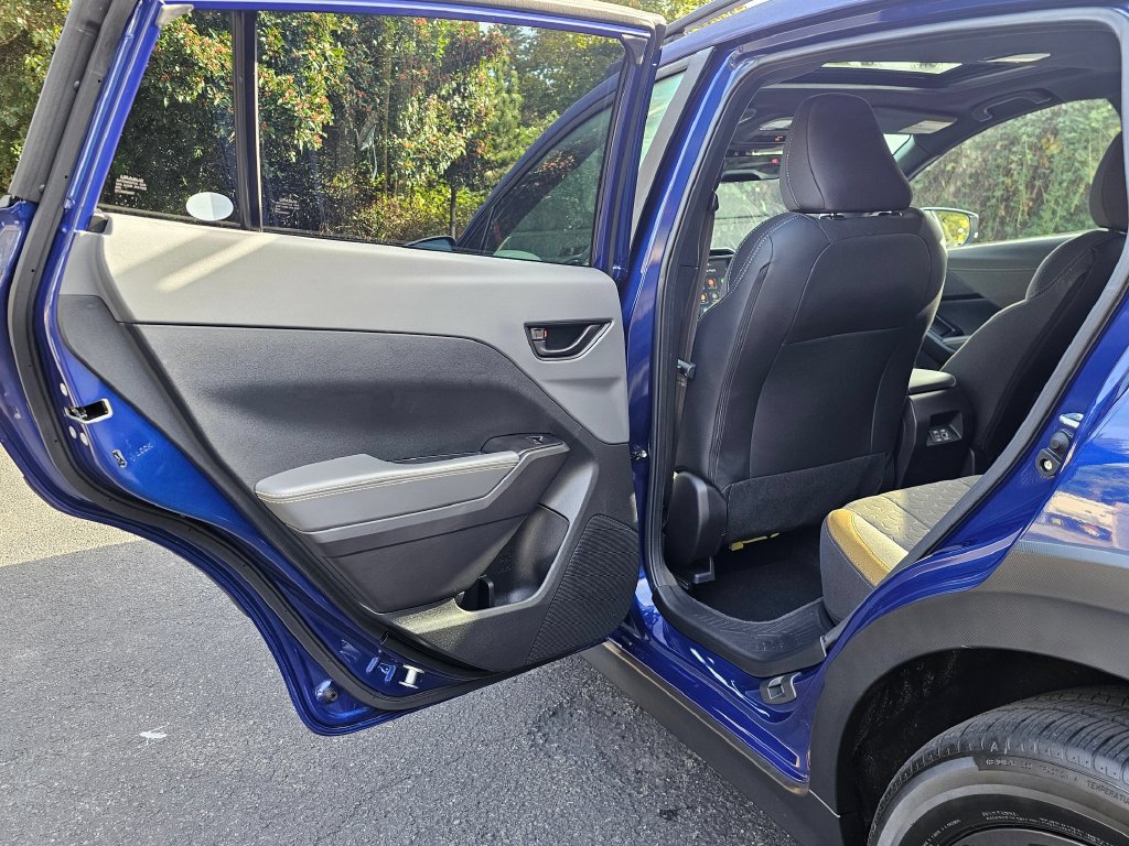 Used 2025 Subaru Crosstrek 2.5i Sport w/ Crosstrek Mirror Package AWD/4WD image 16