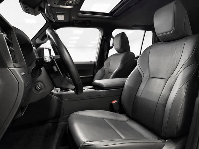 Used 2024 Lexus GX 550 w/ Accessory Package (Z1) AWD/4WD image 16