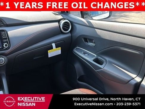 New 2025 Nissan Versa SR w/ Trunk Package image 23