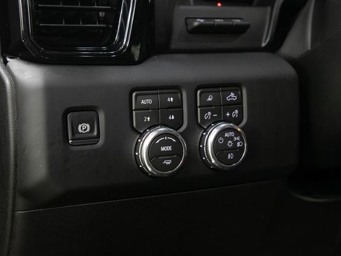 Used 2026 GMC Sierra 1500 AT4 w/ AT4 Premium Package AWD/4WD image 26