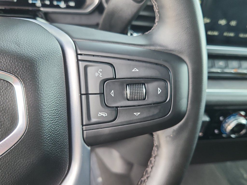 Used 2026 GMC Sierra 1500 SLT AWD/4WD image 23