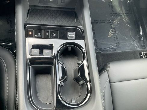 Used 2025 Nissan Murano SL w/ Cargo Package image 23