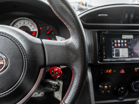 Used 2014 Scion FR-S RWD image 19