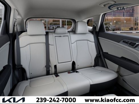 New 2026 Kia Sportage EX image 16