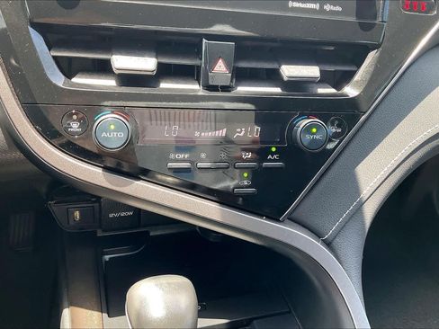 Used 2024 Toyota Camry XSE FWD image 33