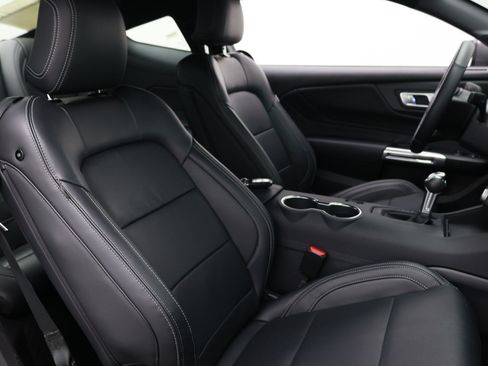 Used 2026 Ford Mustang Premium RWD image 38