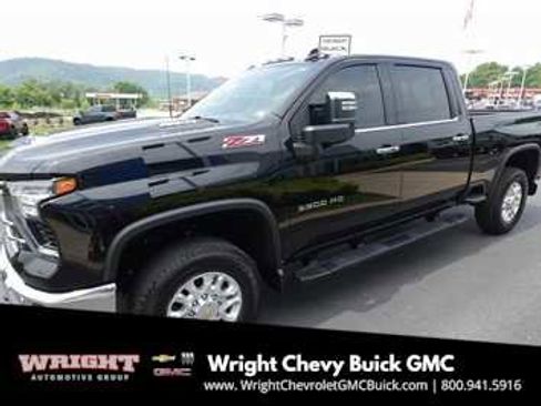 Used 2024 Chevrolet Silverado 3500 LTZ image 8