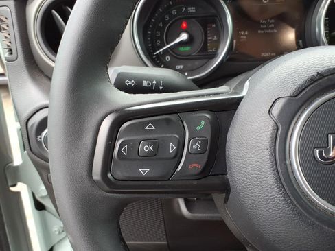 Used 2023 Jeep Wrangler Unlimited w/ Cold Weather Group AWD/4WD image 12