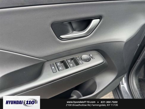 Used 2025 Hyundai Kona Limited image 14