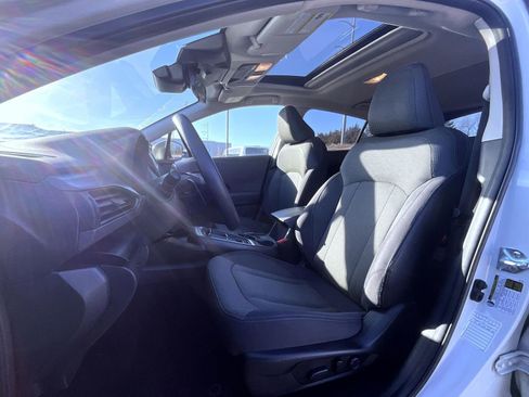 Used 2024 Subaru Crosstrek 2.0i Premium image 10