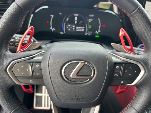 Used 2025 Lexus NX 450h+ F Sport image 29