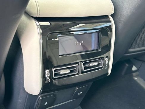 New 2027 Lincoln Aviator AWD image 18