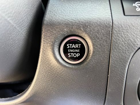 Used 2025 Nissan Frontier SV AWD/4WD image 20