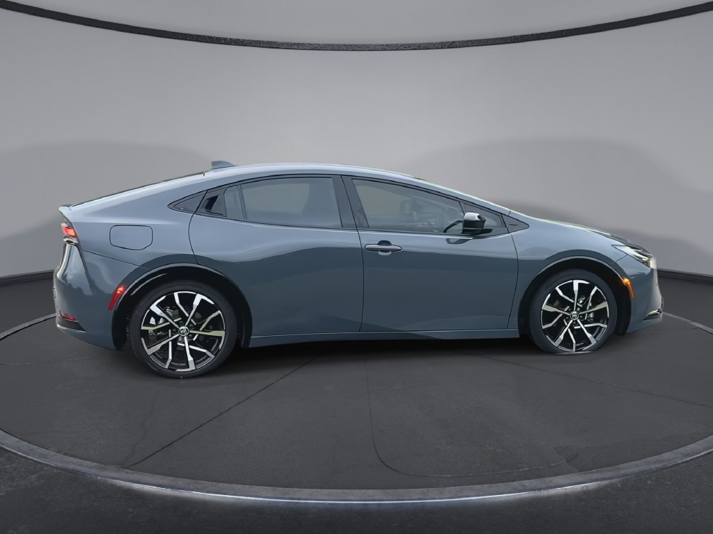 Certified 2025 Toyota Prius Plug-In Hybrid FWD image 9