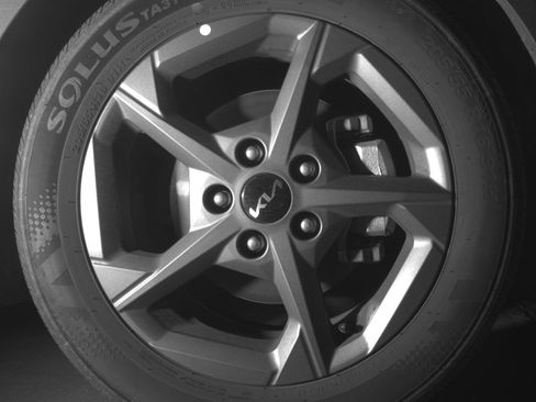 Used 2025 Kia K4 FWD image 13