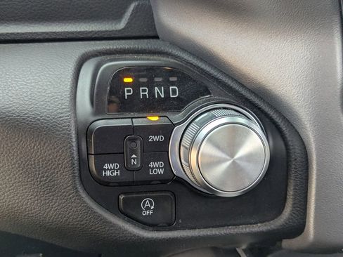Used 2024 RAM 1500 Laramie AWD/4WD image 18