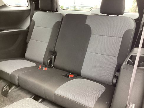 Used 2019 Chevrolet Traverse LT image 28