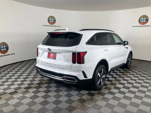 Used 2021 Kia Sorento S w/ Panoramic Sunroof Package image 21