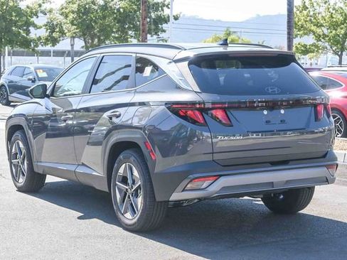 New 2026 Hyundai Tucson SEL image 8