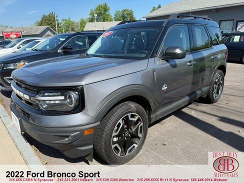 Used 2022 Ford Bronco Sport Outer Banks w/ Tech Package AWD/4WD image 7