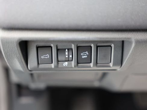 Certified 2025 Subaru Outback Premium AWD/4WD image 17