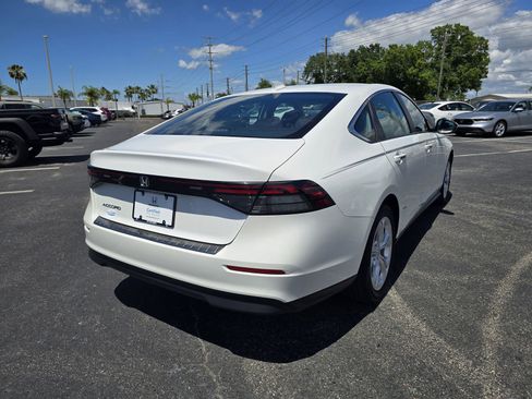 Certified 2024 Honda Accord LX image 4