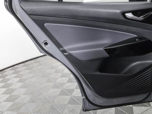 Used 2022 Volkswagen ID.4 Pro image 37