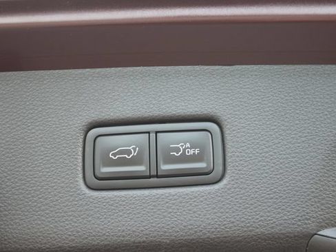 Used 2024 Kia Carnival SX Prestige FWD image 30