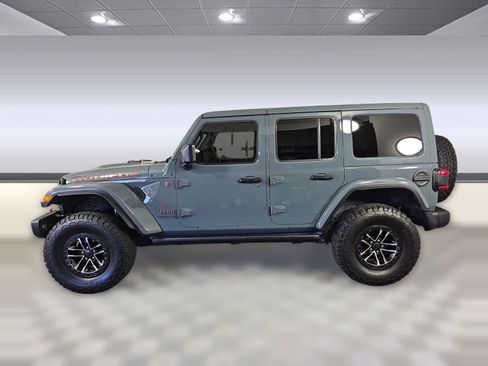 Used 2024 Jeep Wrangler Unlimited Rubicon image 2