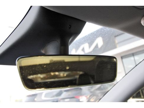 Used 2020 Tesla Model Y Long Range AWD/4WD image 19