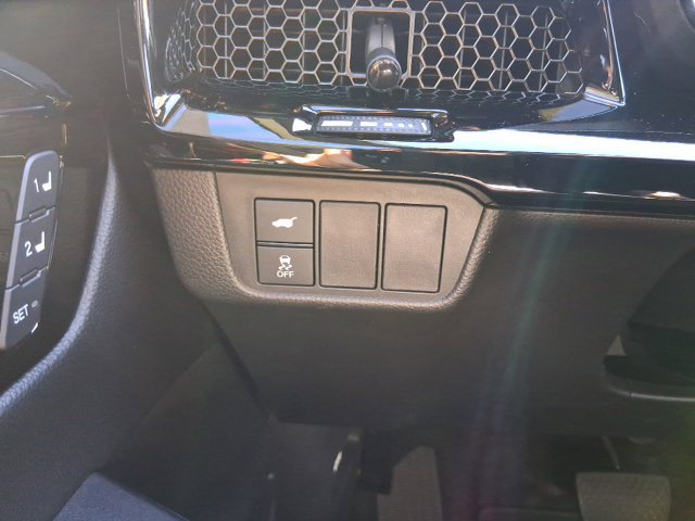 Used 2025 Honda CR-V Sport Touring image 18