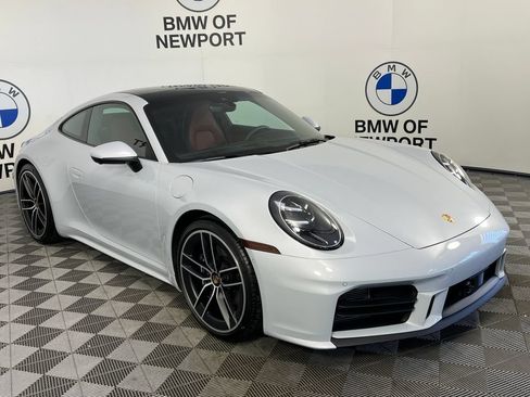 Used 2025 Porsche 911 Carrera RWD image 1