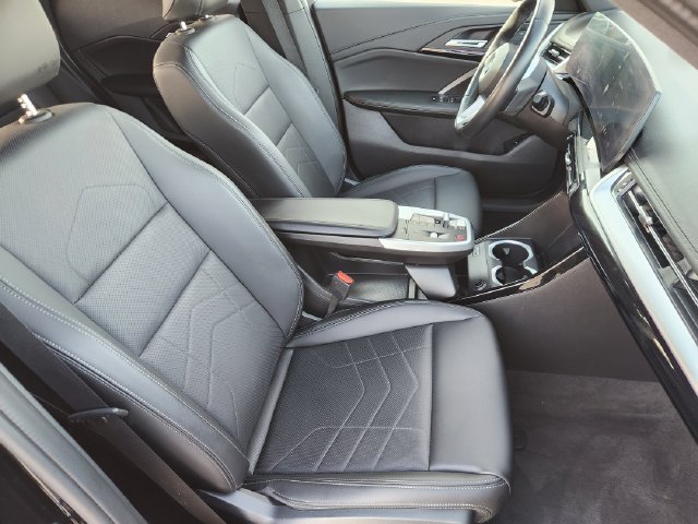 Used 2025 BMW X1 xDrive28i AWD/4WD image 12
