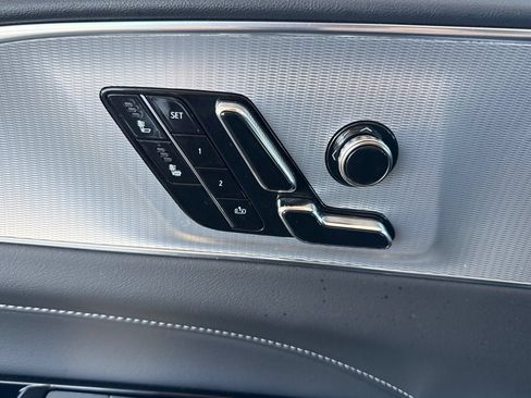 Used 2024 Cadillac Lyriq Tech RWD image 19