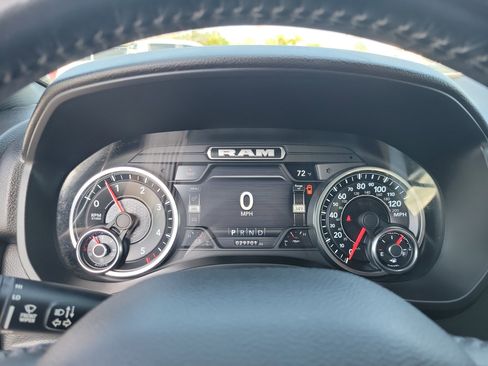 Used 2022 RAM 1500 Big Horn image 30