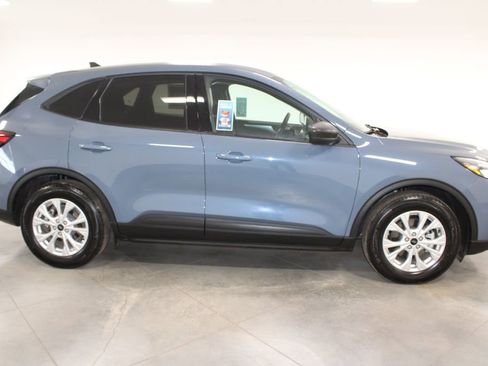 Used 2025 Ford Escape Active image 11