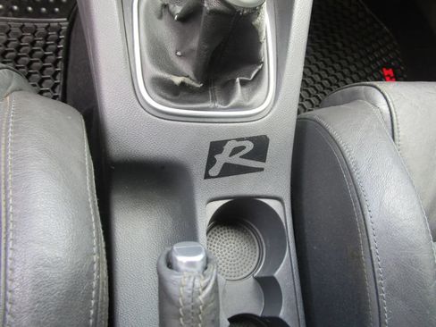 Used 2007 Volkswagen GTI 4-Door FWD image 17