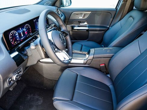 New 2026 Mercedes-Benz GLA 250 image 18