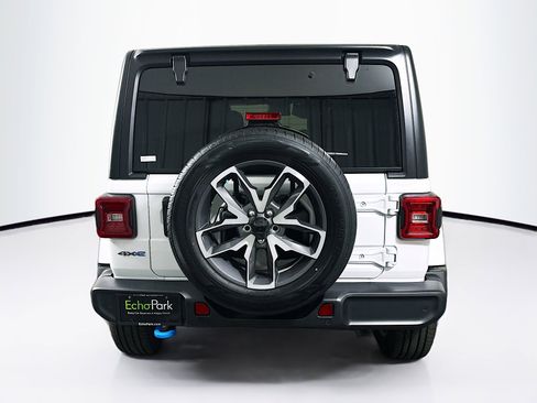 Used 2024 Jeep Wrangler Sport S w/ Convenience Group image 7