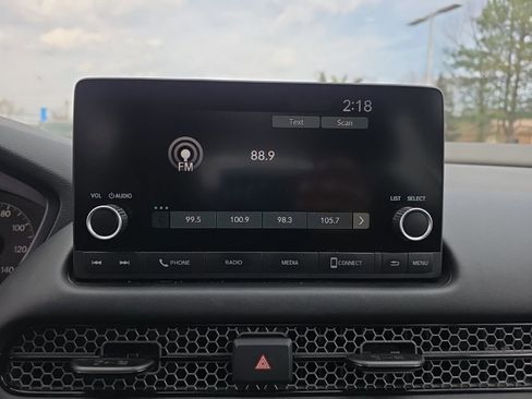 Used 2024 Honda HR-V Sport image 15