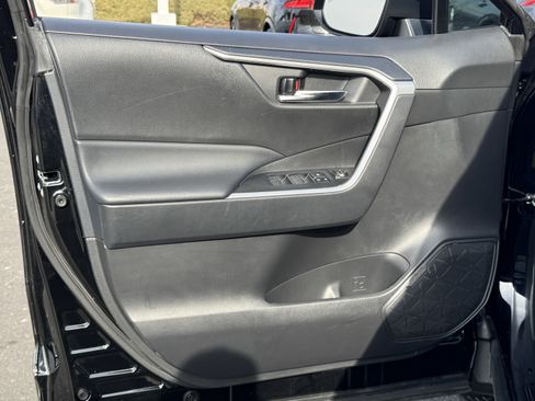 Used 2024 Toyota RAV4 AWD Hybrid image 23