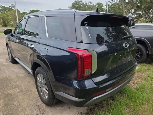 Used 2025 Hyundai Palisade SEL FWD image 2