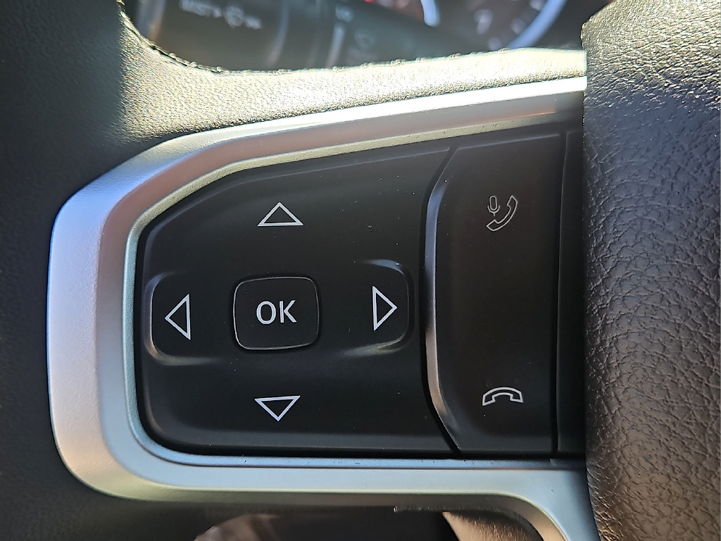 Used 2025 RAM 1500 Big Horn AWD/4WD image 24